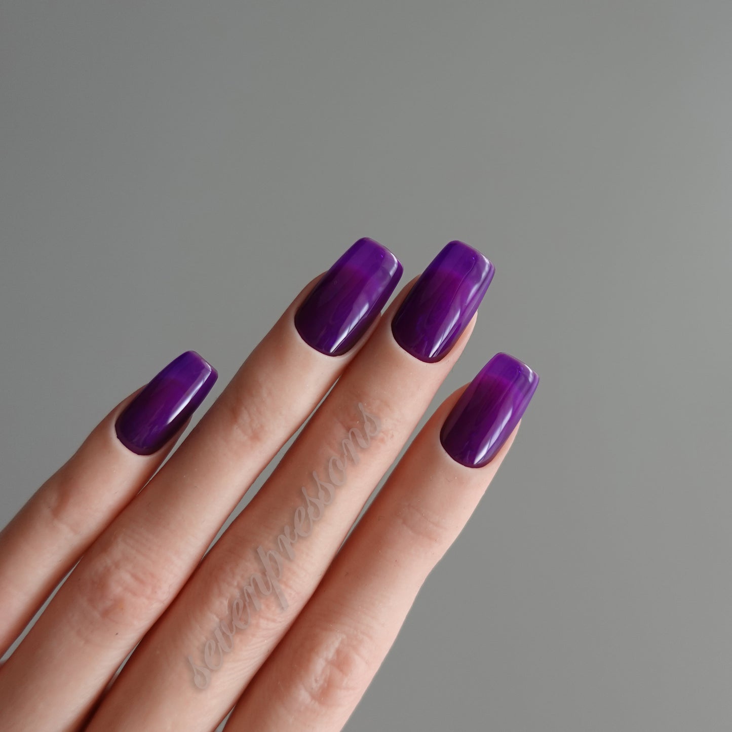 🌈 Chromatic Symphony — Amethyst Glimmer  2511915