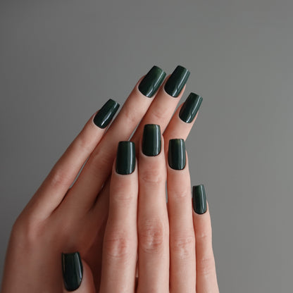 🌈 Chromatic Symphony — Emerald Depth  2511929