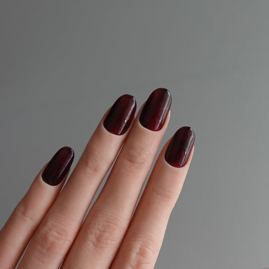 🌈 Chromatic Symphony — Merlot Veil  2511953