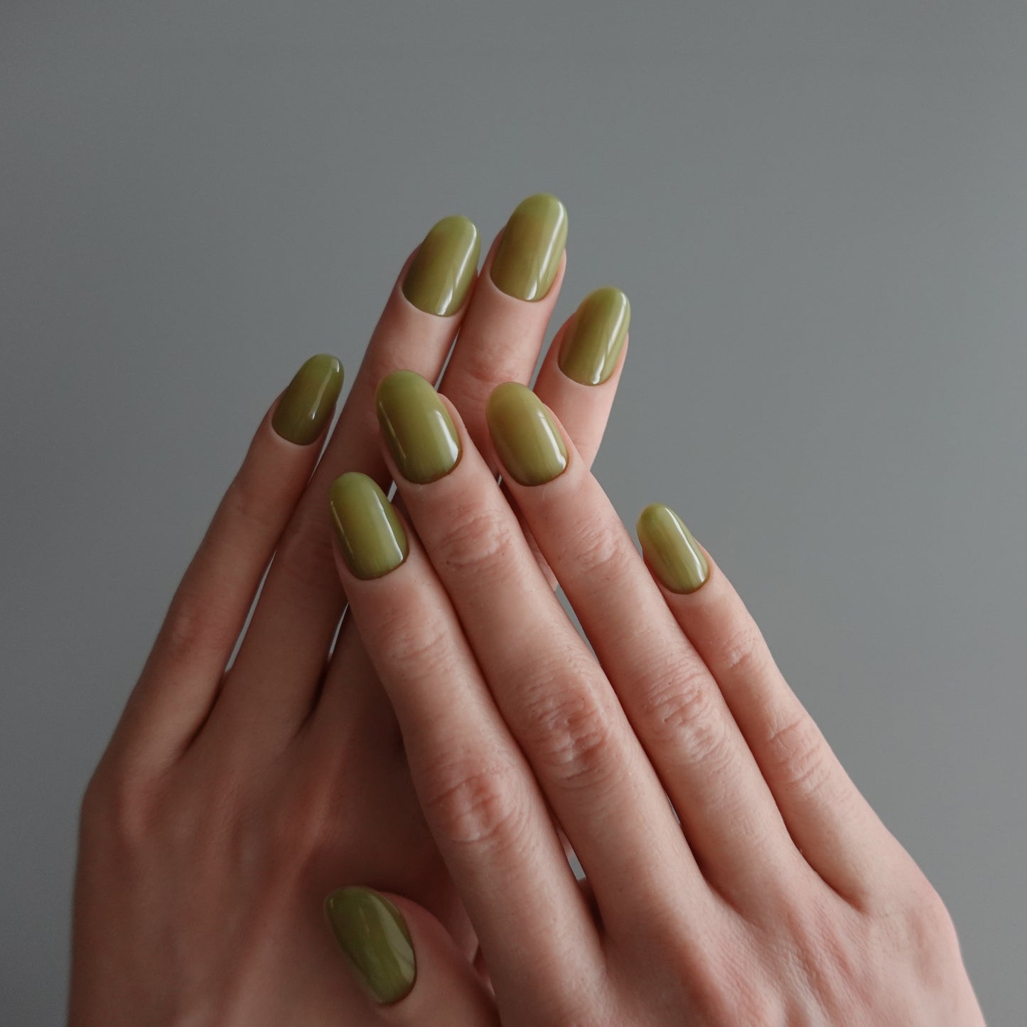 🌈 Chromatic Symphony — Olive Mist  2511972