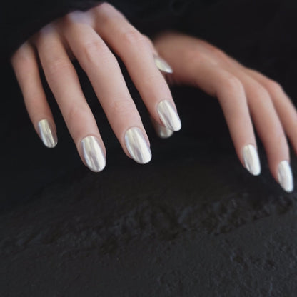 🖤  Lunar Veil  2507252